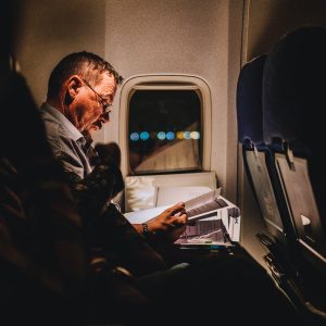 airplane-2562288_1920-300x300